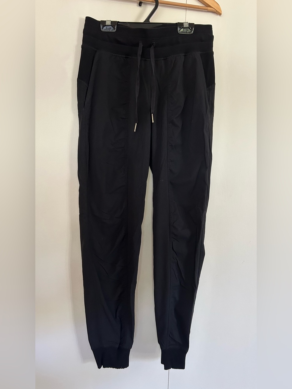 Lululemon Dance Studio Joggers in black